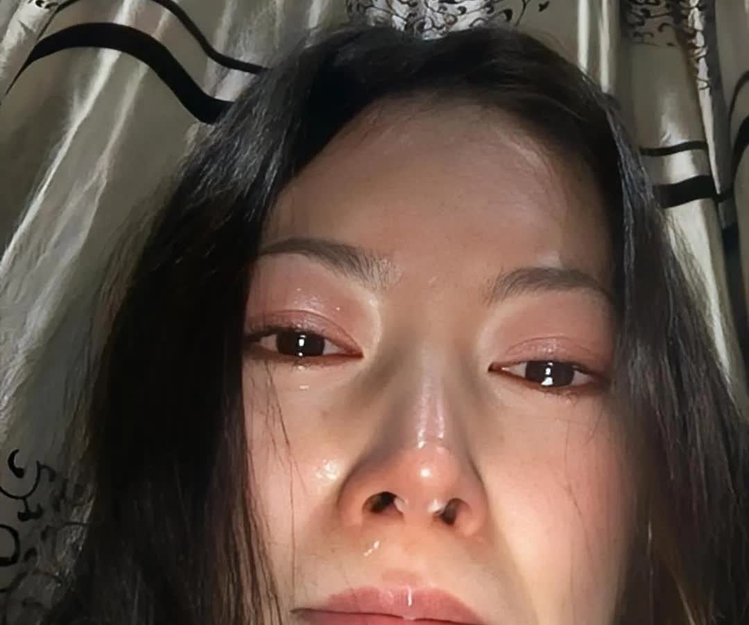 家人们谁懂啊！我今年46岁，考驾照考得想砸方向盘！光科目一就挂了两次，第三次刚好