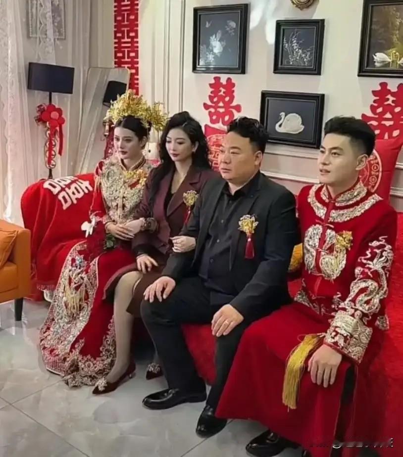 这丈母娘的颜值，算不算颜值天花板出圈？