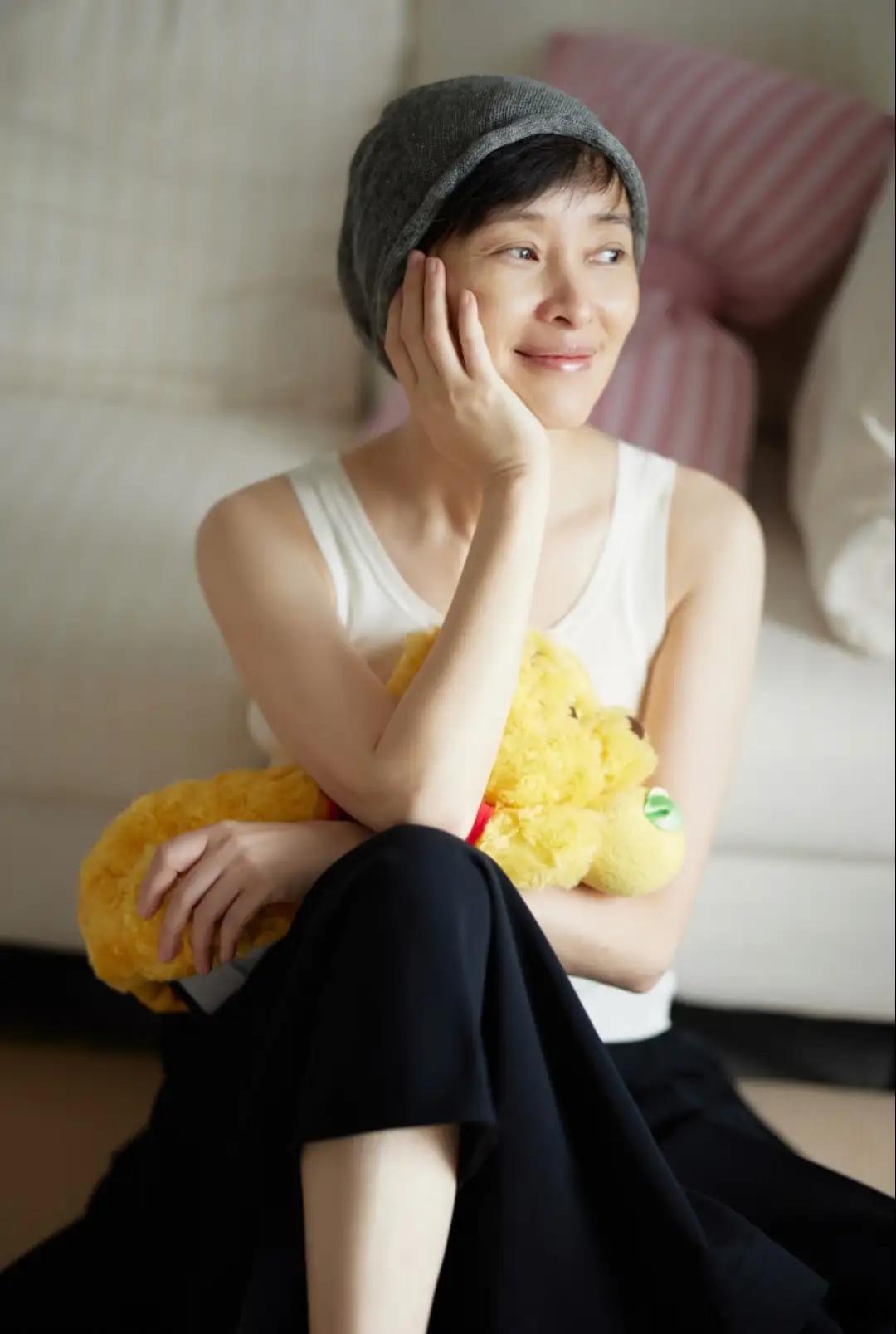 吴越晒大平层新家，装修清新爱侍花弄草装修一年皱纹褐斑都多了！！！！！！