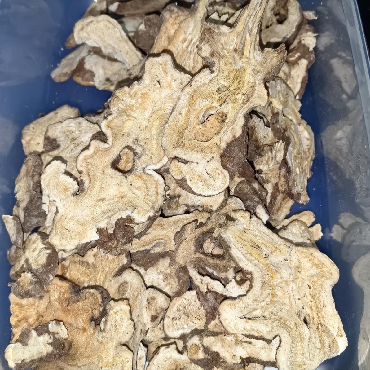 我治疗阳痿早泄有一张常用底方我是陈玉龙教授，临床行医三十多年。中药不讲究堆砌
