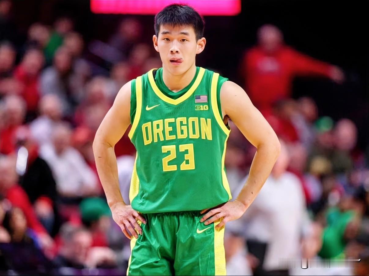 现在最郁闷的估计就是林葳了他万万没想到，自己在进攻端表现不错却被阿尔特曼批