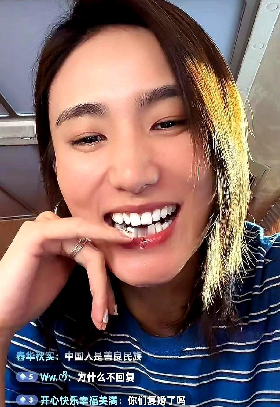 欠4000万的时候，没人管他死活。现在，直播间几万人，都在催他生儿子。李亚鹏