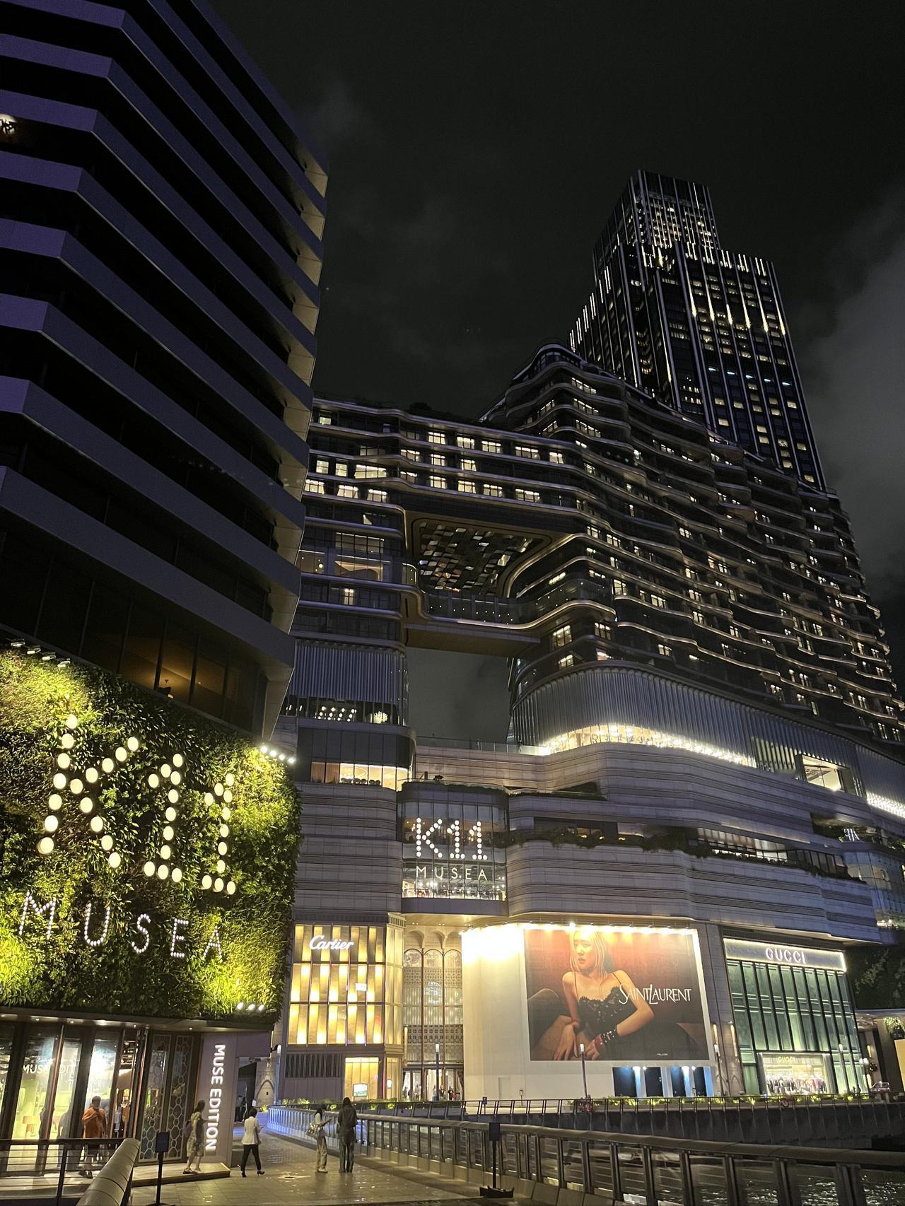 砸35亿抢黄金地标！京东阿里香港火拼，电商巨头憋啥大招？京东又放大招，豪掷