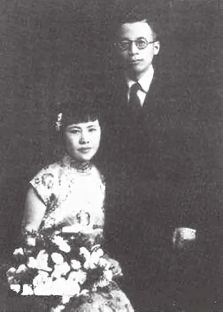 1918年，张默君把28岁的留学生竺可桢堵在家里，让他娶自己的妹妹张侠魂。竺可桢