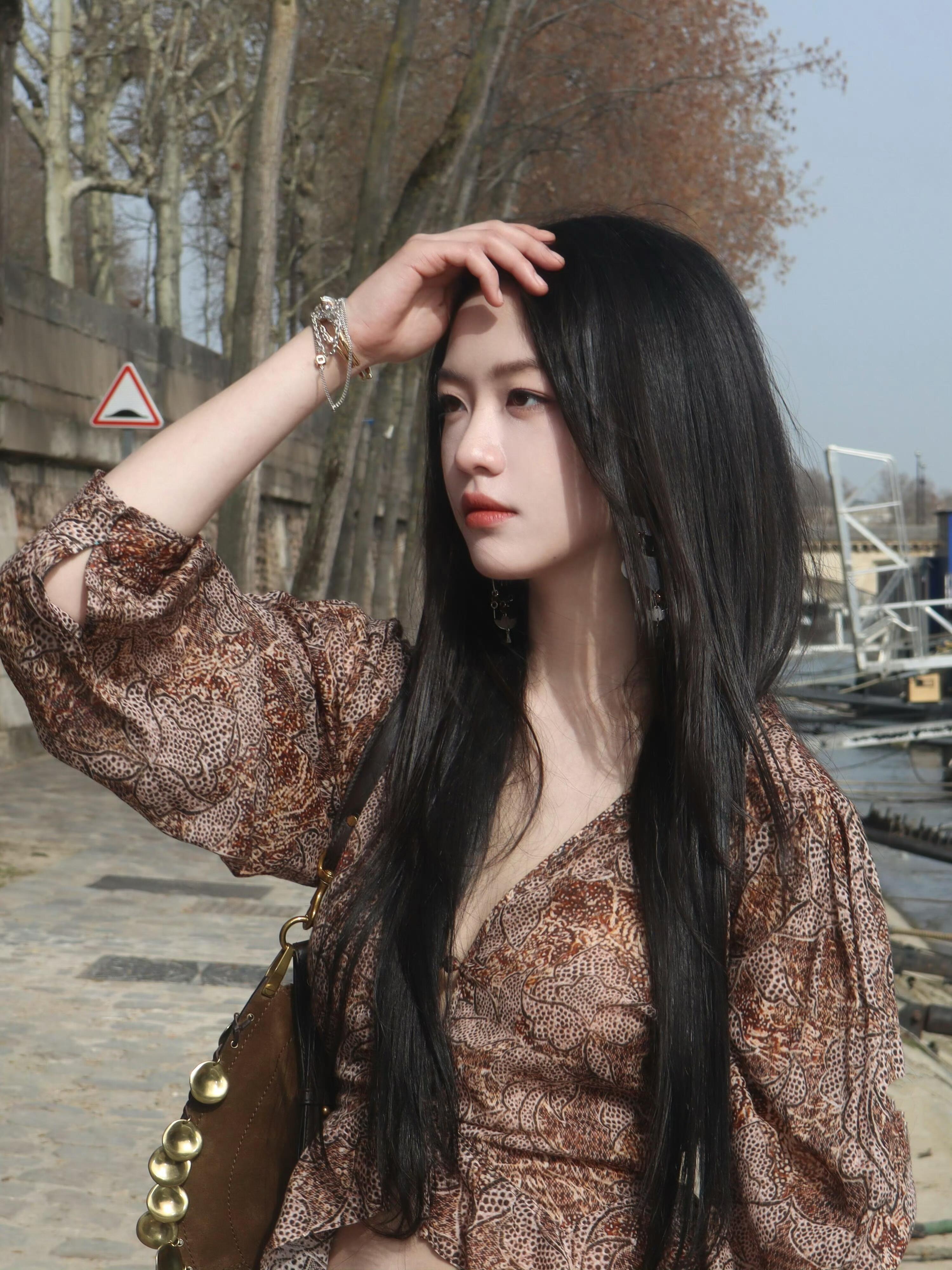 向涵之x巴黎时装周复古碎花yyds松弛感真绝