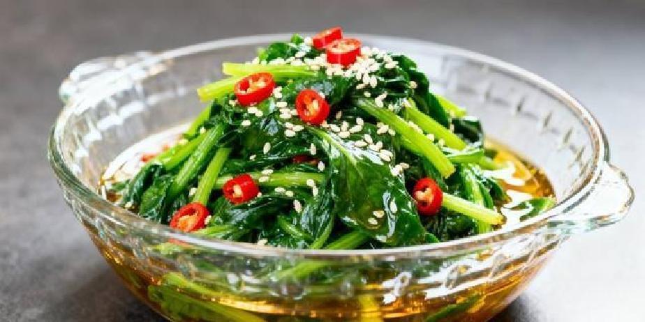 长寿不靠山珍海味，就在自家锅里翻腾！最近研究显示，坚持吃全谷物粥能砍掉5%的早逝