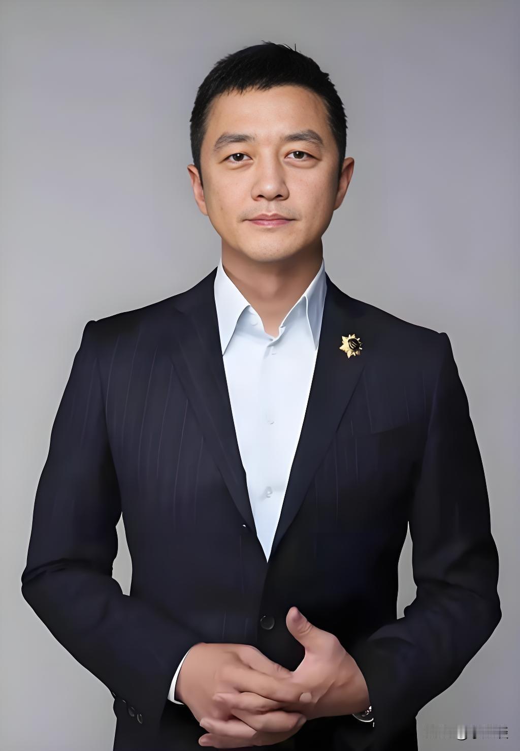 继周迅、向太、姚晨等人持续发声，李亚鹏现在算是彻底出名了，全国老少都知道他了。