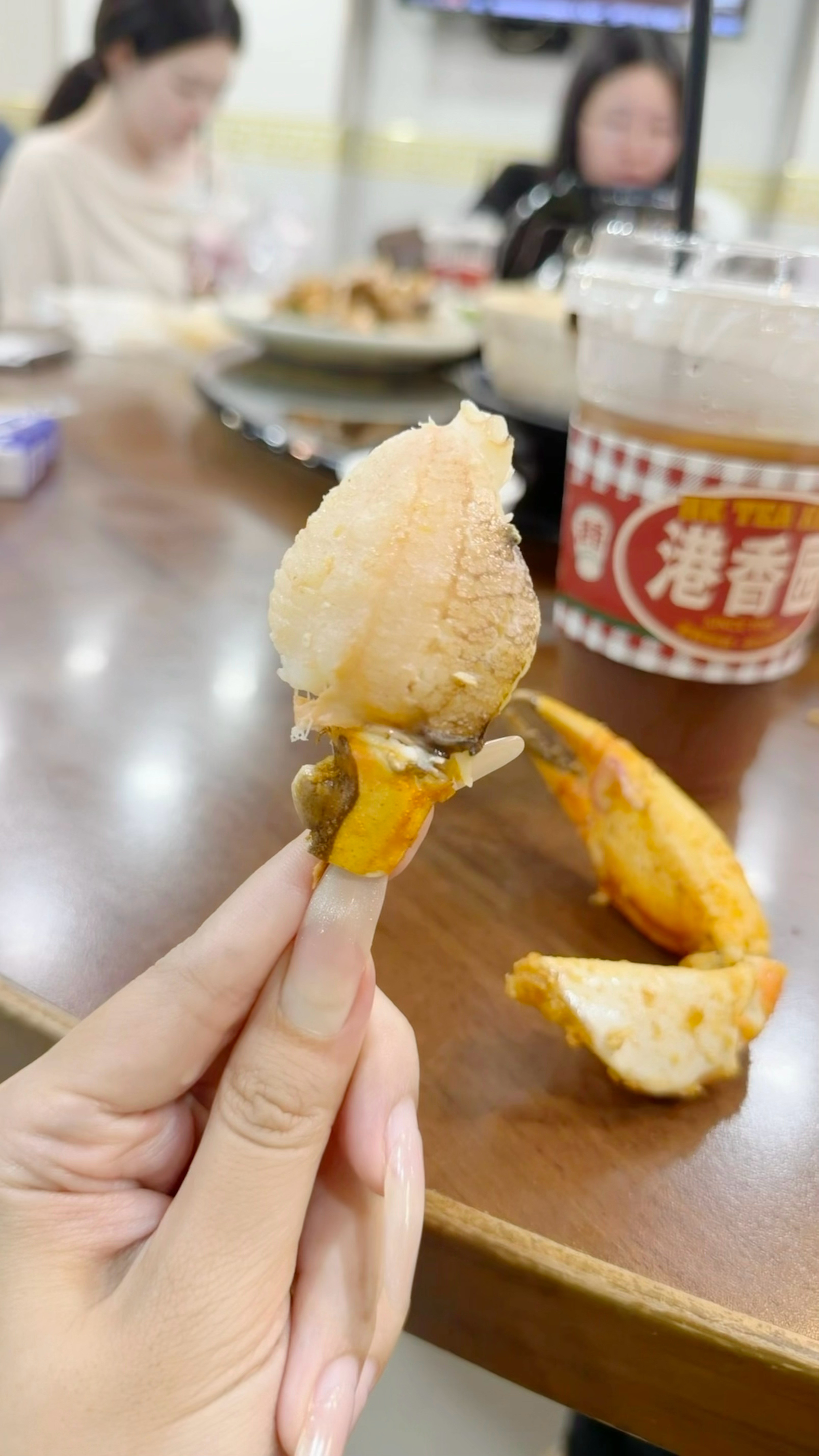 拆出了一个完整蟹钳！饱满极了