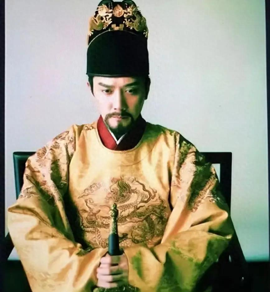 从“藩王造反”到千古帝王：朱棣为何能打下永乐盛世？如果说明朝最有争议的皇帝是谁，朱棣一定排得上前几位