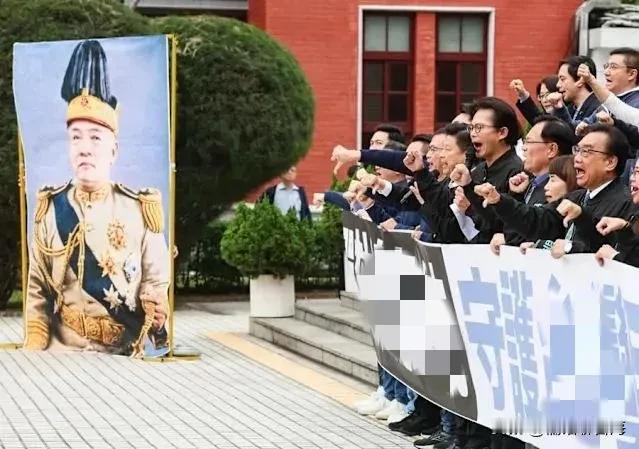 蓝白联手弹劾赖清德，将赖清德比作“袁世凯”王世坚：太重了已经到了离谱程度