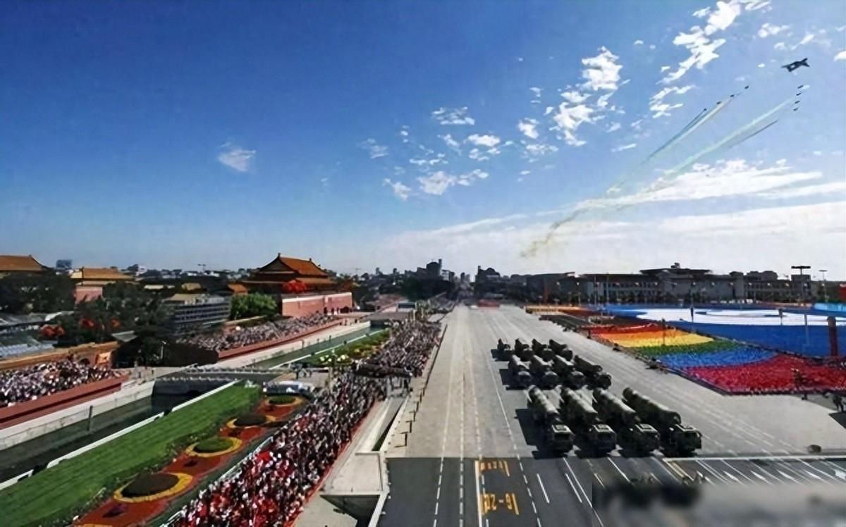 振聋发聩！英国教授马丁·雅克曾经语出惊人：“中国崛起不可怕，可怕的是，他是一个伪