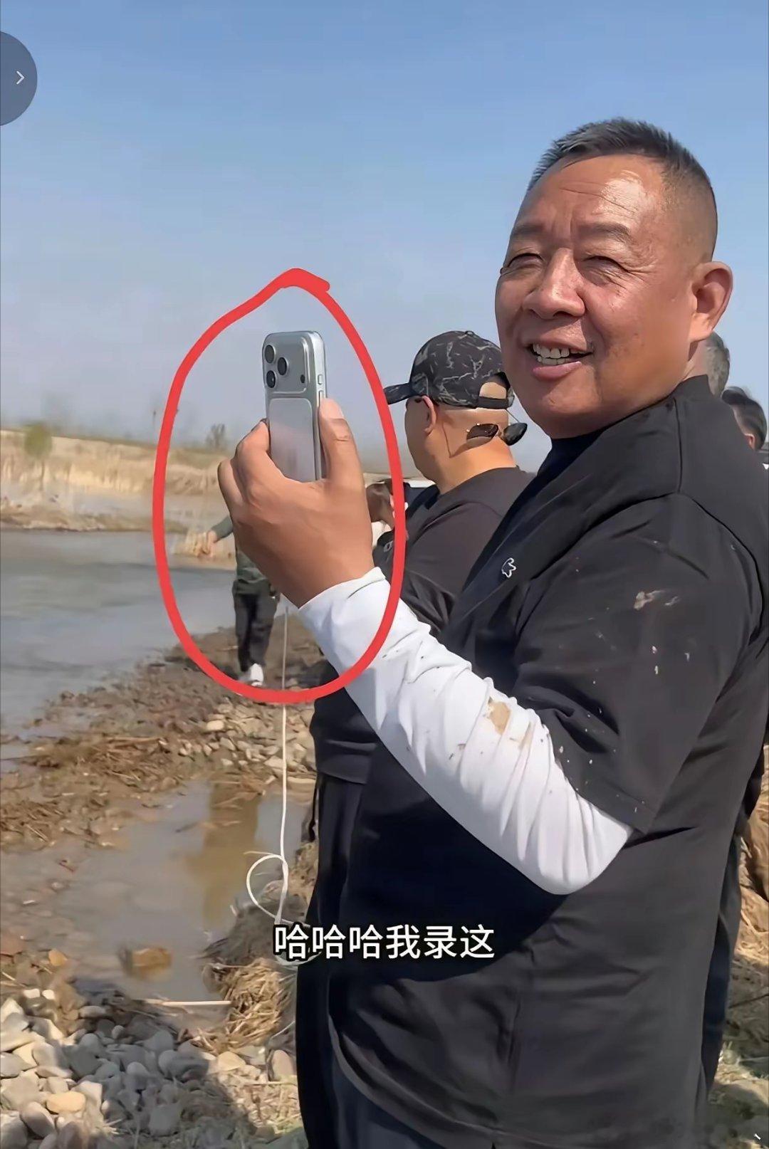 我发现了一个问题，胖东来老板于东来，是真明白什么是好货啊。于东来在吃穿上一点都不讲究平时穿普普通通的