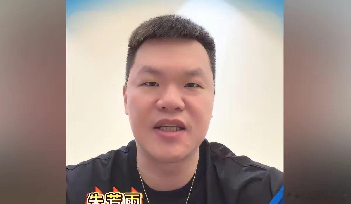 广东球迷爆料朱芳雨锁定签约深圳外援巴吉。评论区有球迷觉得外援球打的还可以就是名字