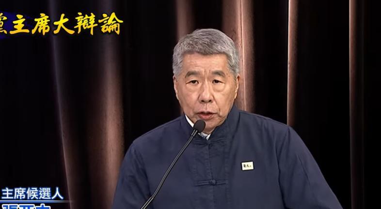 张亚中批国民党的团结是“分赃”张亚中今天（27日）在国民党主席辩论会中批，“当