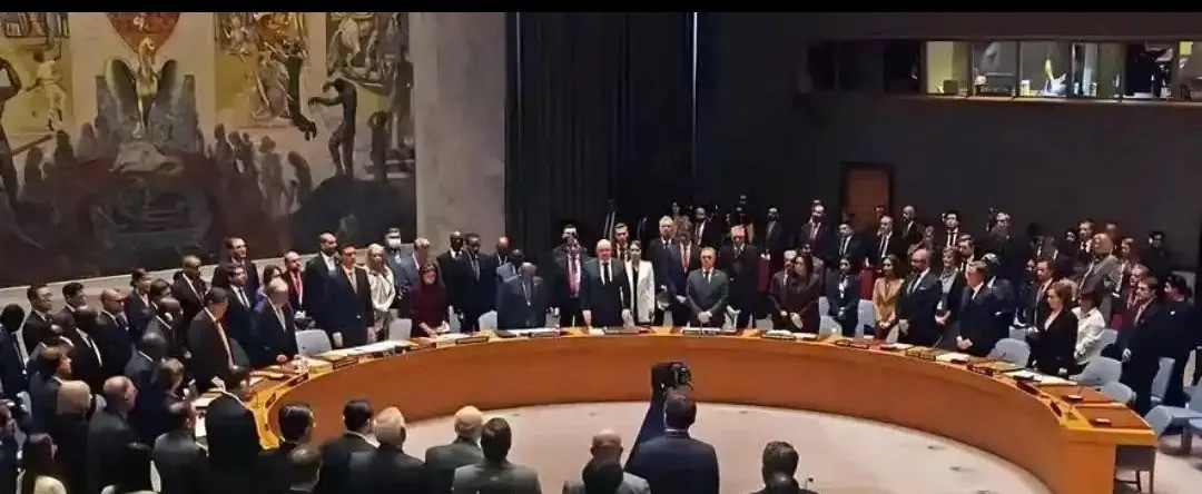 中国出手美国慌了世界要变天了！美国到处欺负人