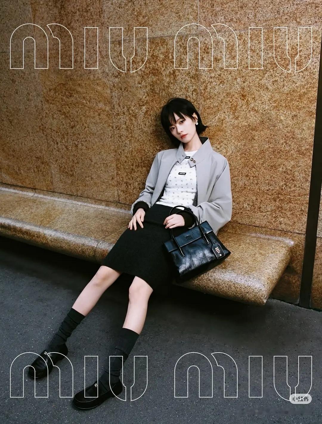 李庚希miumiu新物料好好看，表现力好强，不愧是影后💅李庚希miumiu品牌