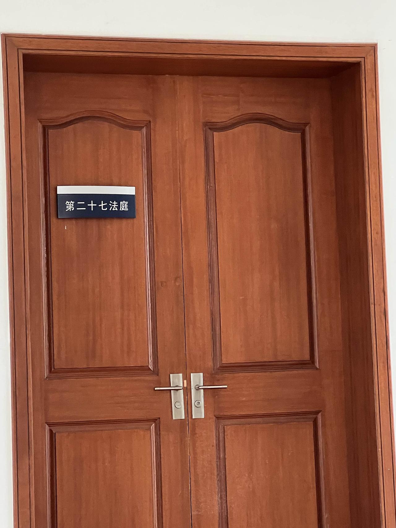 无论是刑事诉讼还是民事诉讼，原审判决事实认定存在偏差，是二审法院改判、发回重审的
