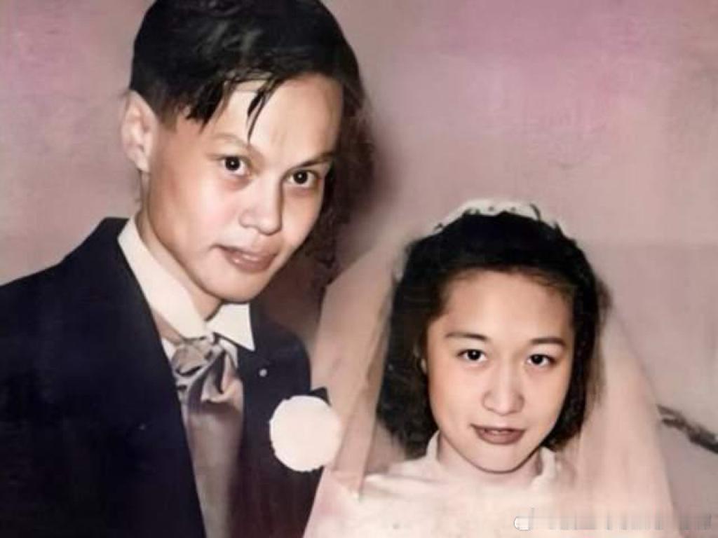 这是杨振宁的两任妻子，杜致礼和翁帆。