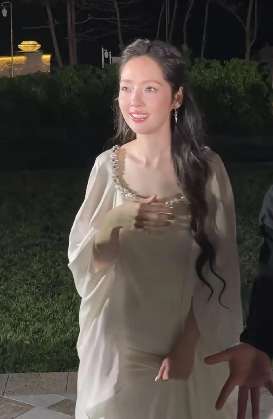 郭碧婷给所有女人上了一课。婆婆一定要找有实力的，别卷老公了，开始卷婆婆了。她