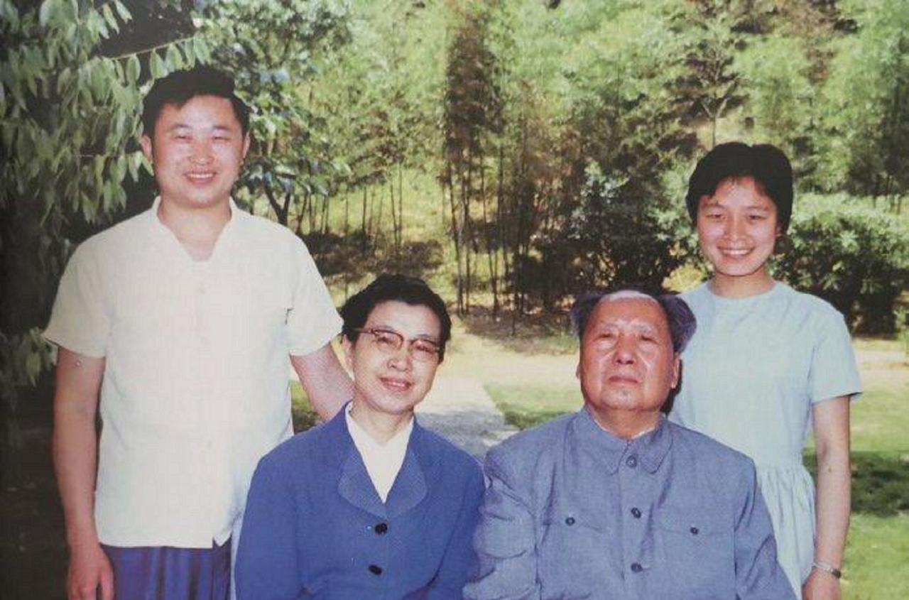 1975年7月14日老人家对江某（李讷的母亲）说：林某（林豆豆的父亲）怕死，叫他