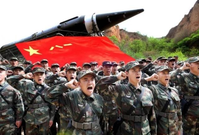 我军的重装合成旅到底有多恐怖？这么说吧，假设俄乌战场上随便哪边塞一个进去，这场仗