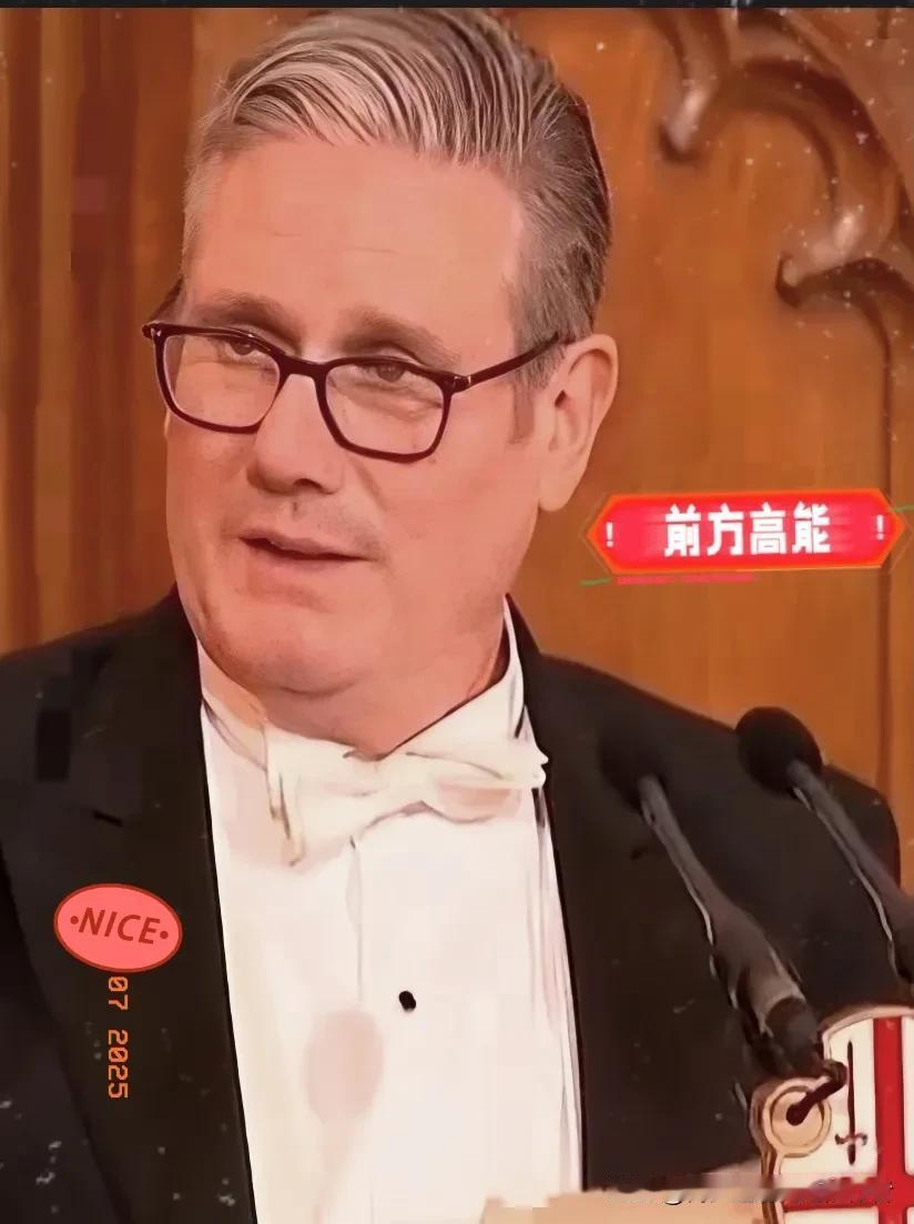 百年回眸，英国首相在全球面前庄重地说：中国是世界三大强国之一。这个说法，