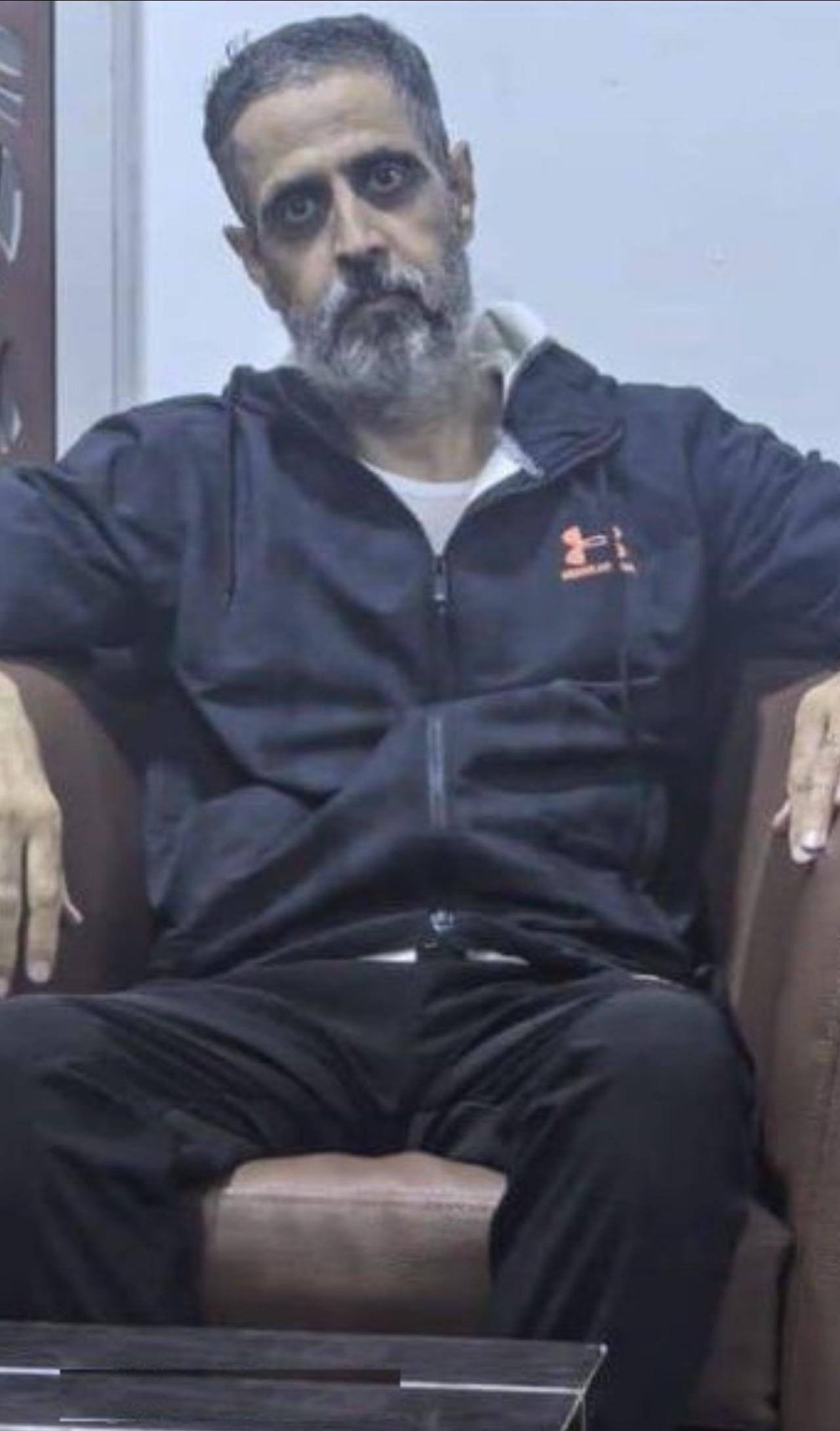 单看照片都知道是狠人！换俘比例1比100，哈马斯谈判太厉害了，什么地道王，卡桑旅
