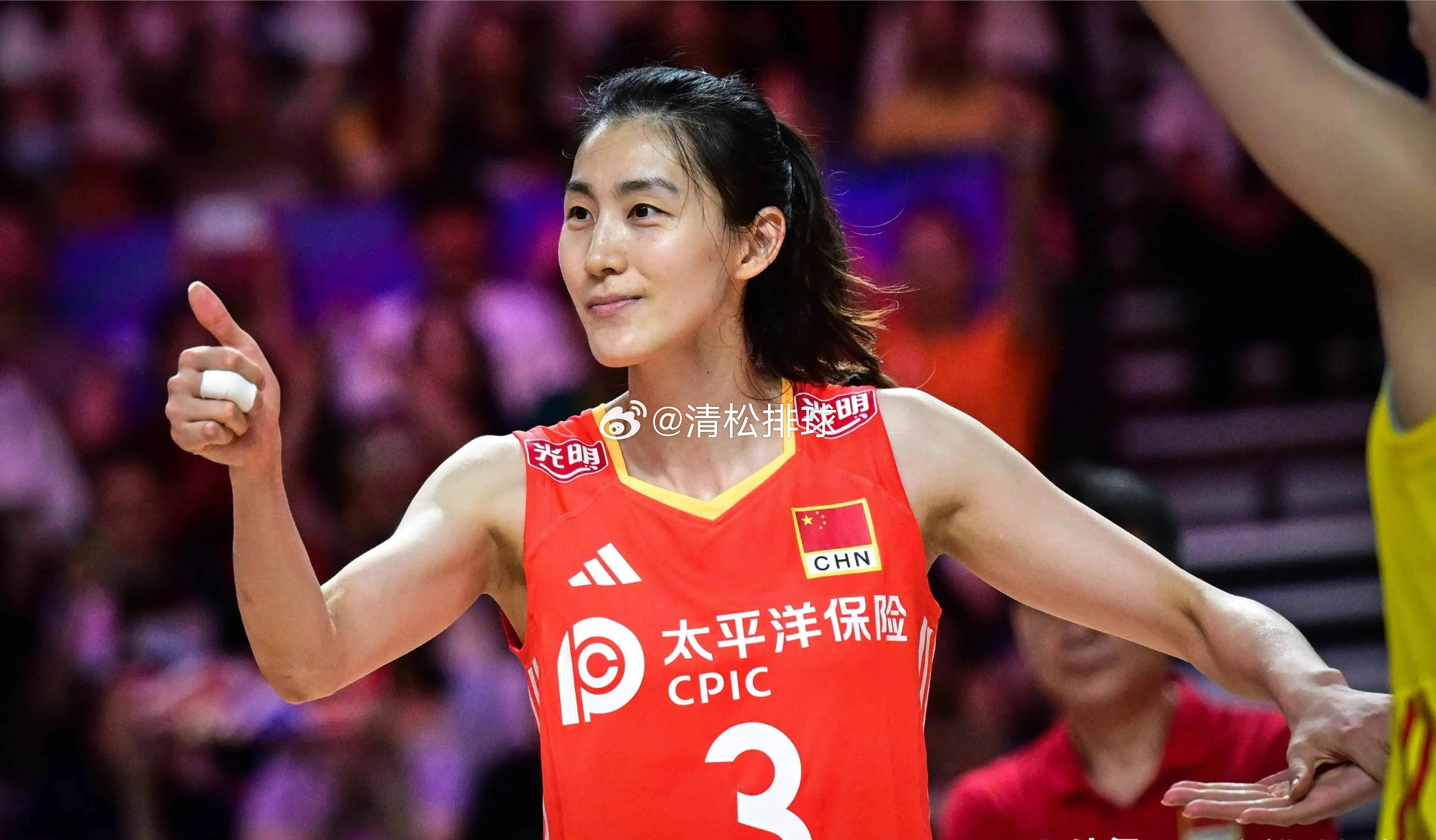 中国女排2026年第一批集训名单中国女排主教练赵勇介绍李盈莹：正在天津进行康复。