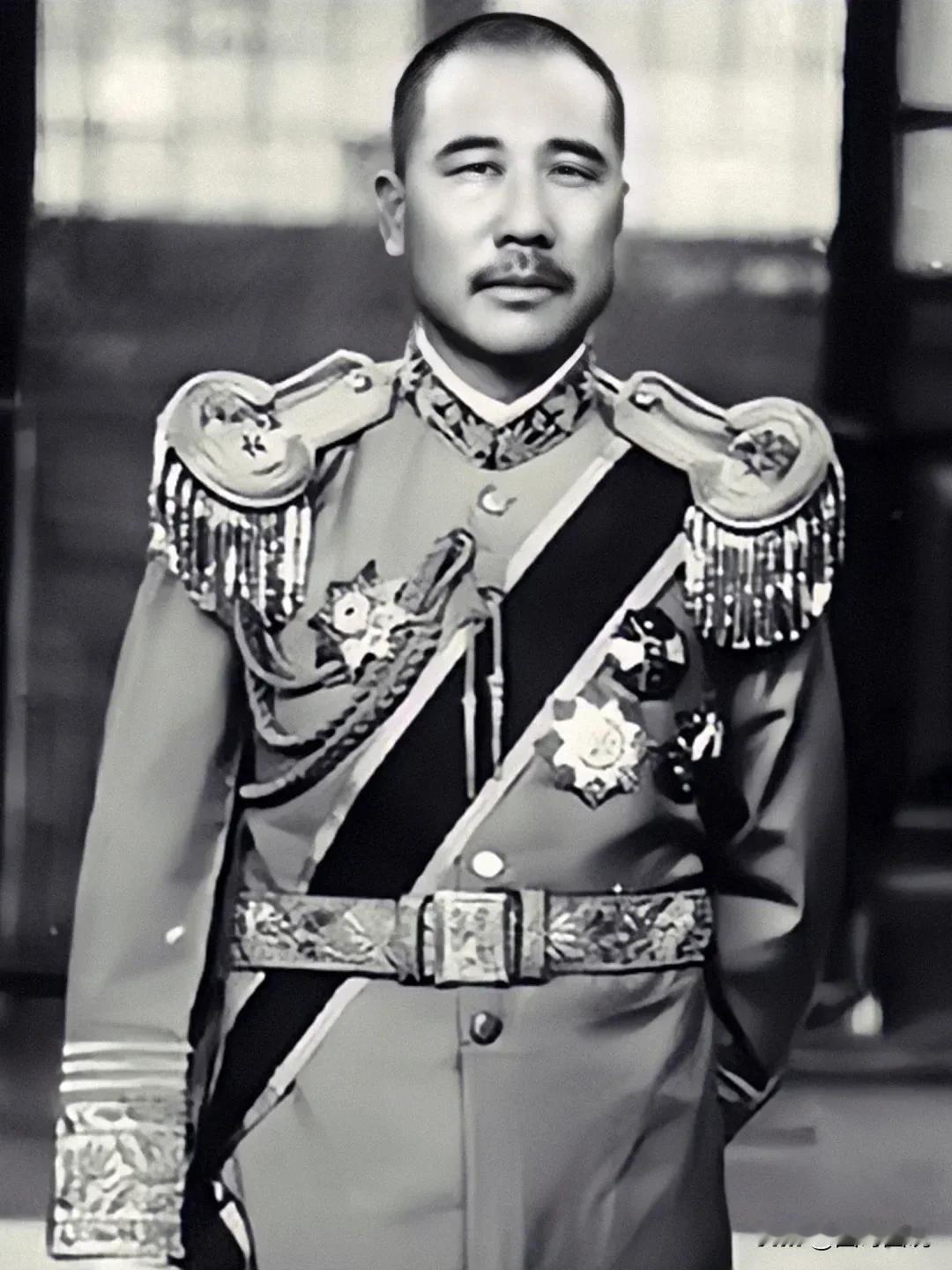 张宗昌当上山东督办后，有一次去青岛巡视，当地官员士绅对他的到来组织了很大的欢迎宴