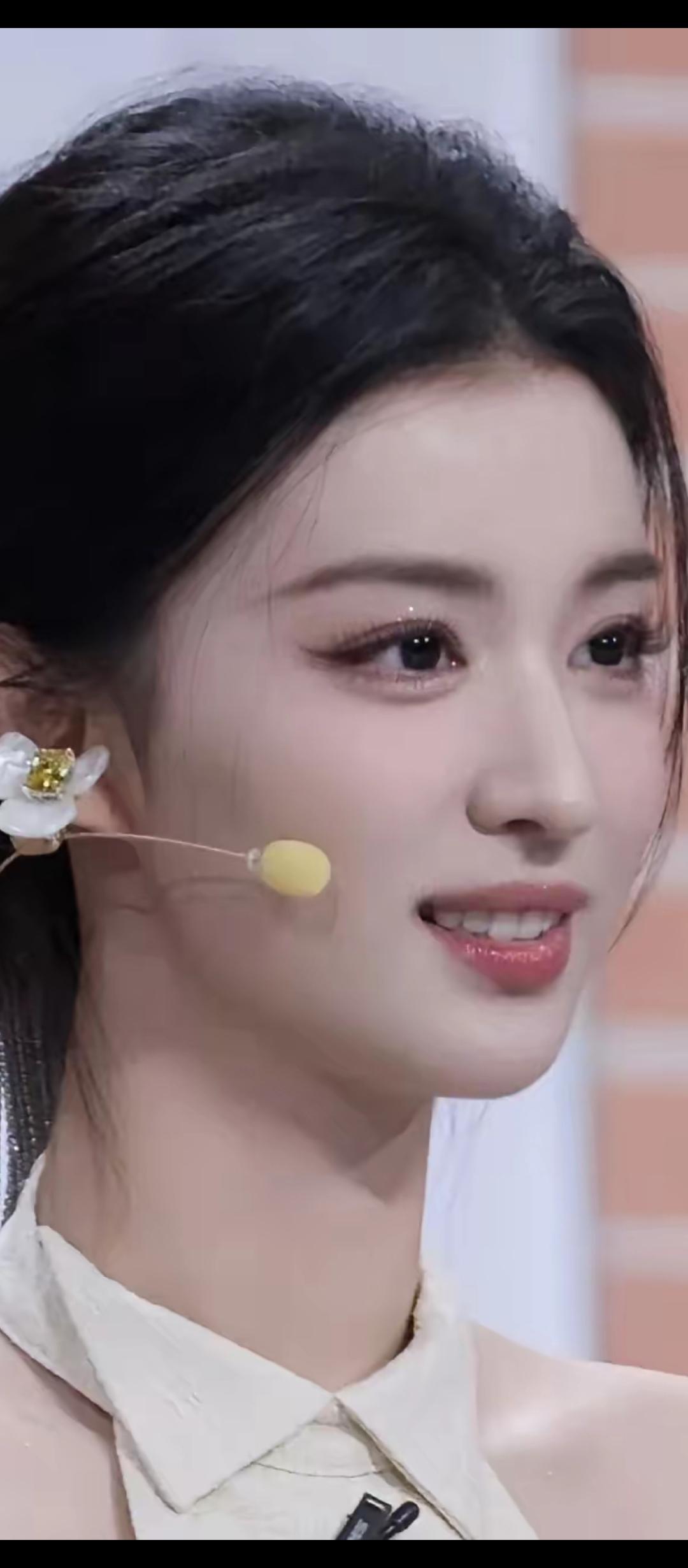 微笑与专业并存😊✨