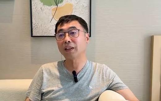移居加拿大30年：看急诊排12小时，警察劝把钥匙给贼，果断卖房1991年，邵先