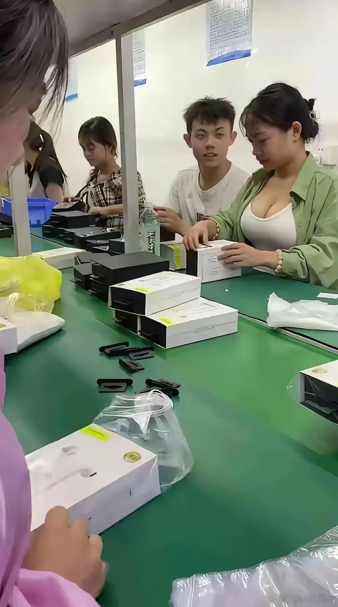 这样的工作环境你能干多久？