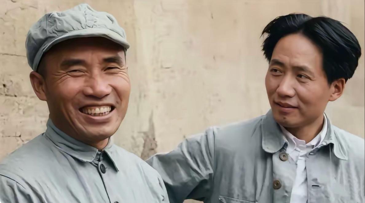 毛泽东晚年很孤独，因为他和同时代的战友有分歧，那些曾与他同生共死的战友，真正能理