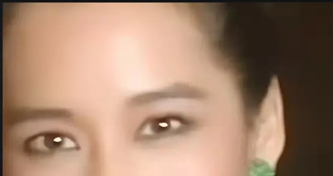 朱玲玲温情亮相演唱会：三子相伴二婚老公罗康瑞宠爱有加，顶级贵妇掌控两豪门