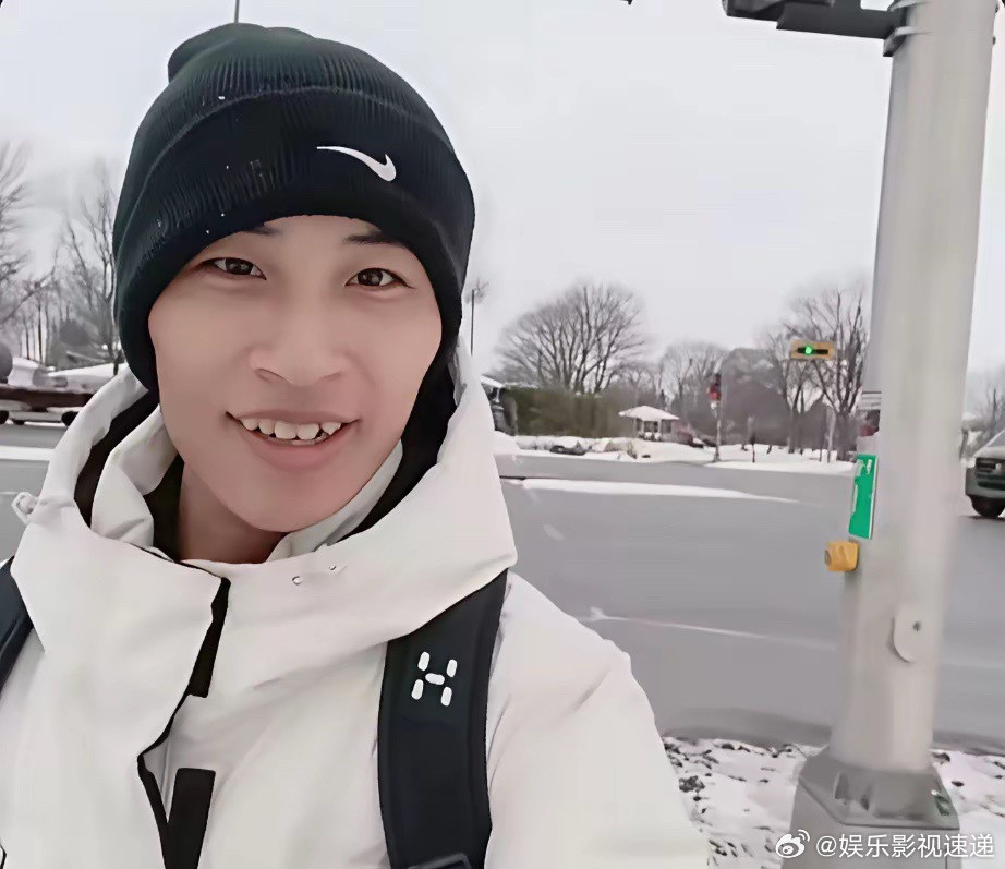 张云鹏并不想再读书了！他说了好几次想做旅游博主，想旅游并分享vlog！直播连线的