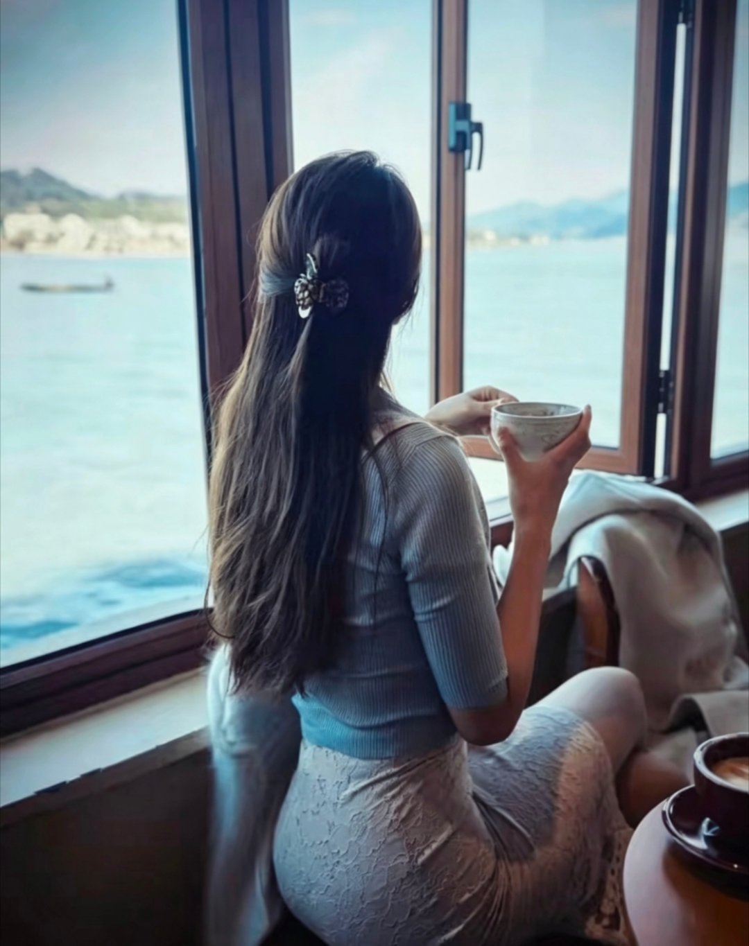 一窗山水，半盏闲情，日子很慢，温柔很满！