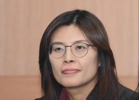 果然不出所料，国民党统派郑丽文竞选党魁路上遭到了亲美派的阻击，半路杀出程咬金！在