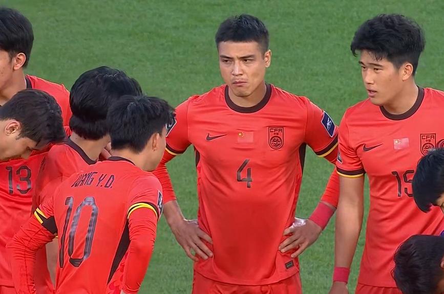 U23国足0-0伊拉克！球员评分：1人满分，3人不及格，王钰栋非MVP在北京