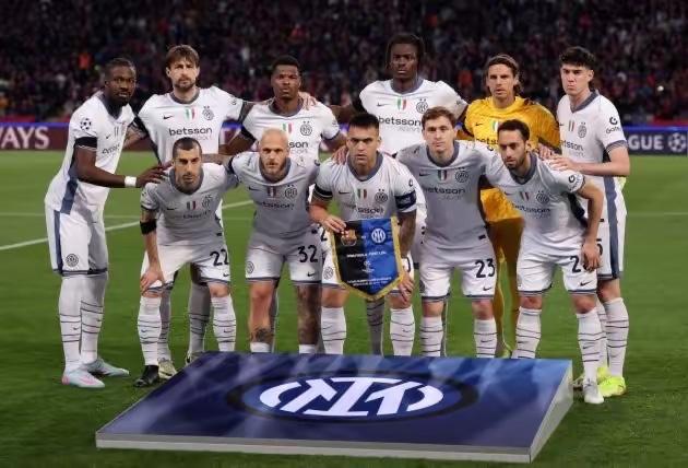 亡我之心不死！国际米兰败走米兰德比后，意大利媒体又冒头了，疯狂炒作国际米兰大清洗