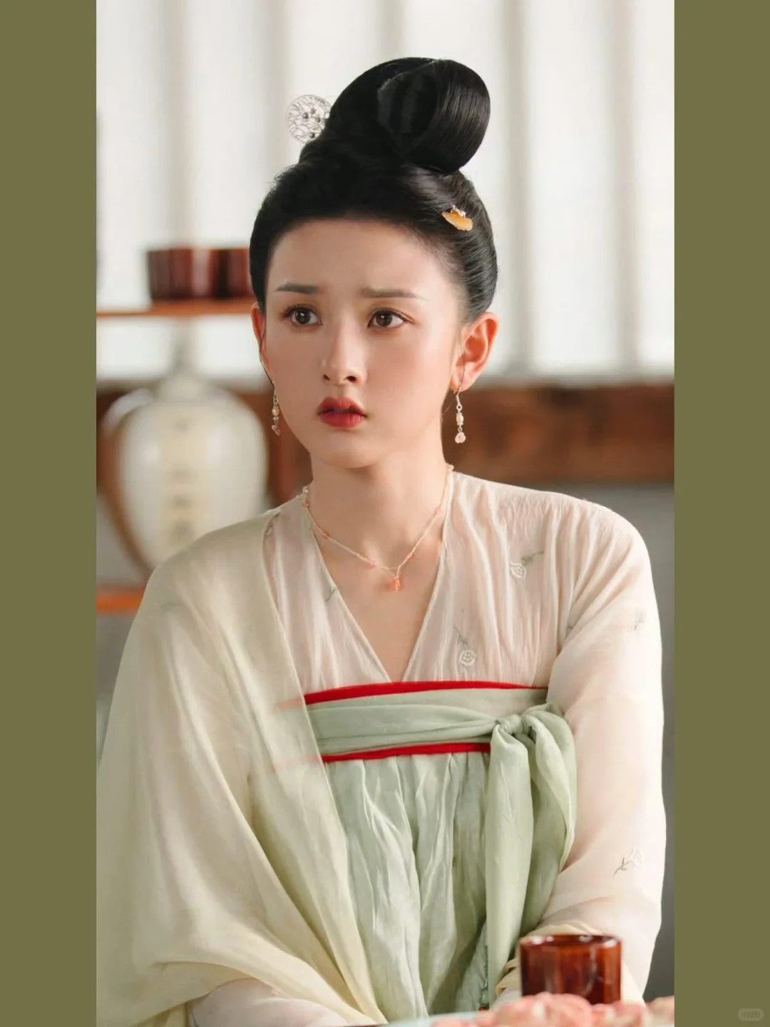 第一次get到宋祖儿，古装真的太美太适合她了！宋组儿