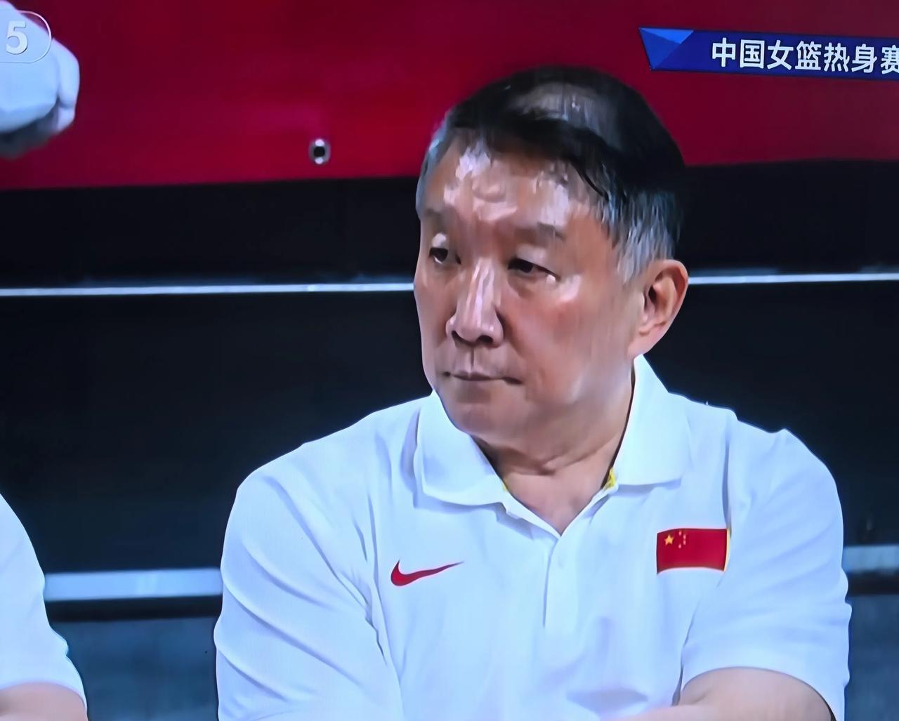 真是“请帅容易送帅难”，宫鲁鸣的去留问题成了热点话题！首先，篮协之所以启用宫鲁