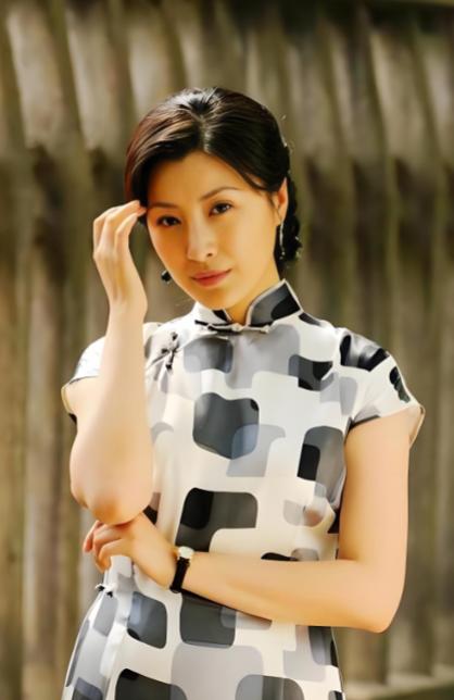 40集抗战剧，张桐王雅捷领衔主演，集结多位实力派演员，剧情跌宕起伏，收视强劲，熬