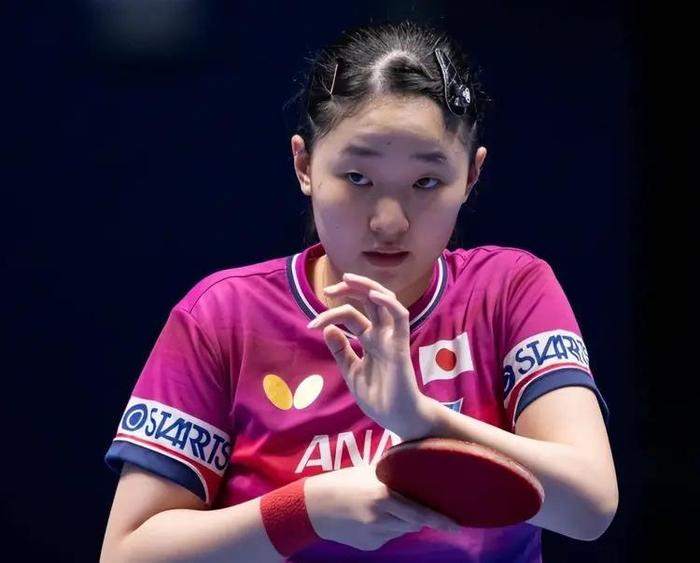 发现了吗？除了国乒的几大主力，能打赢张本美和以外，其他外协球员一个都不顶打