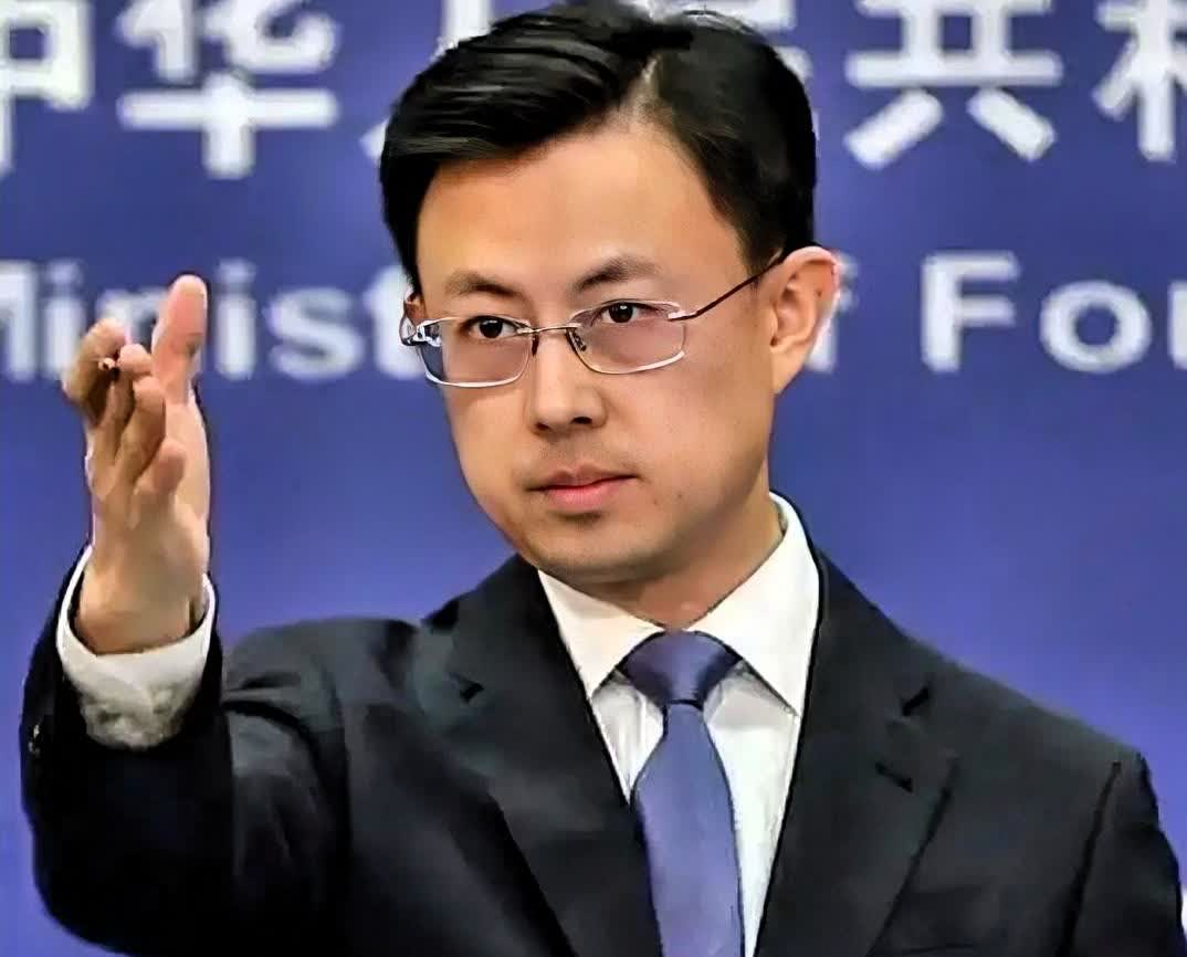 波兰慌了我方硬核回应9月26日，波兰外长西科尔斯基一句“中国不愿