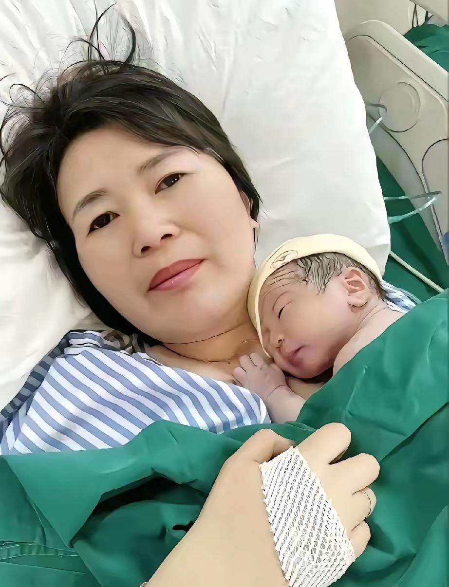 48岁的我是一位不合格的母亲，失独妈妈一位失独妈妈三年前亲手将我儿归还黄土，突