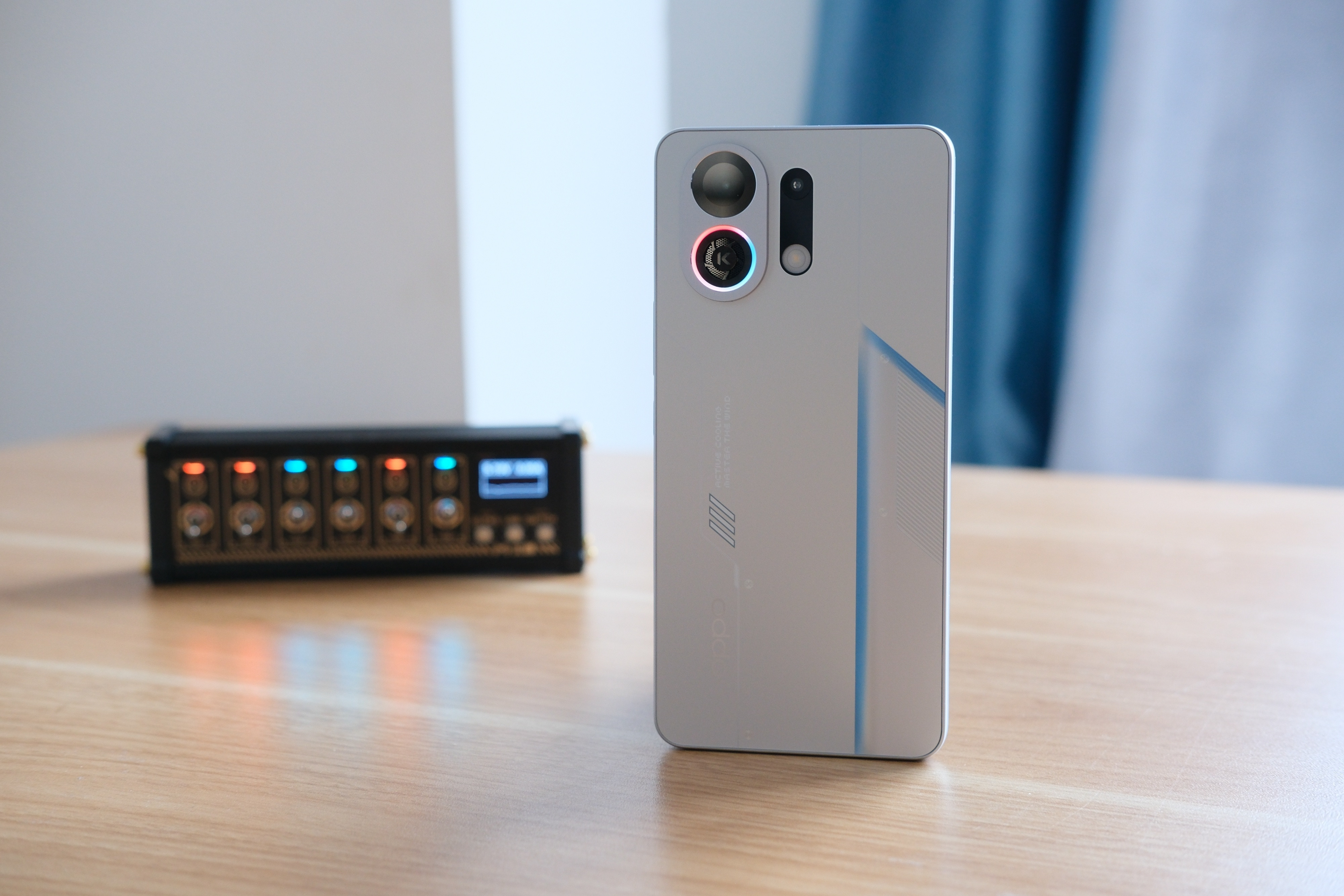 OPPOK13Turbo系列呱。OPPO首款主动散热的机型，K13Tu