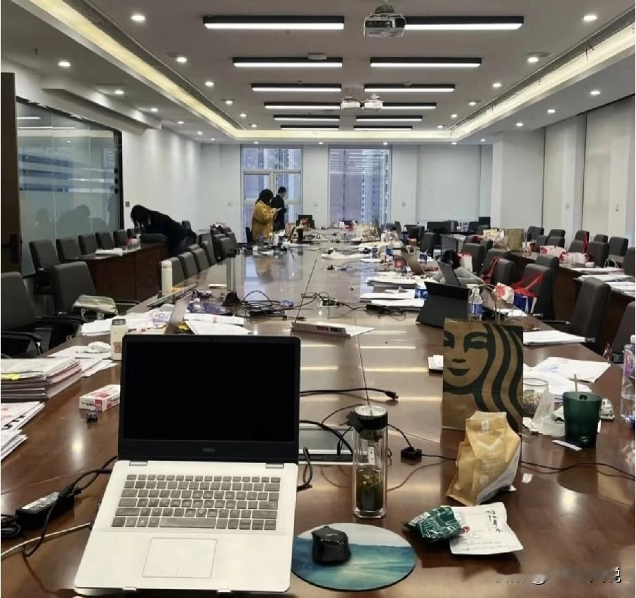 对于打工人来说，不管你是在大厂还是在小公司上班，如果你没有遇到一个赏识你，愿意提