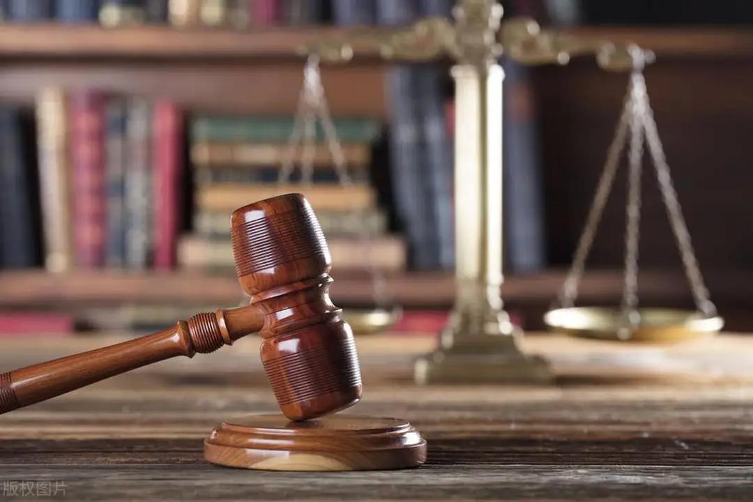 现在的老师，教书是越来越不好教了。就在前两天，我们班里了一个十分调皮的学生被任科