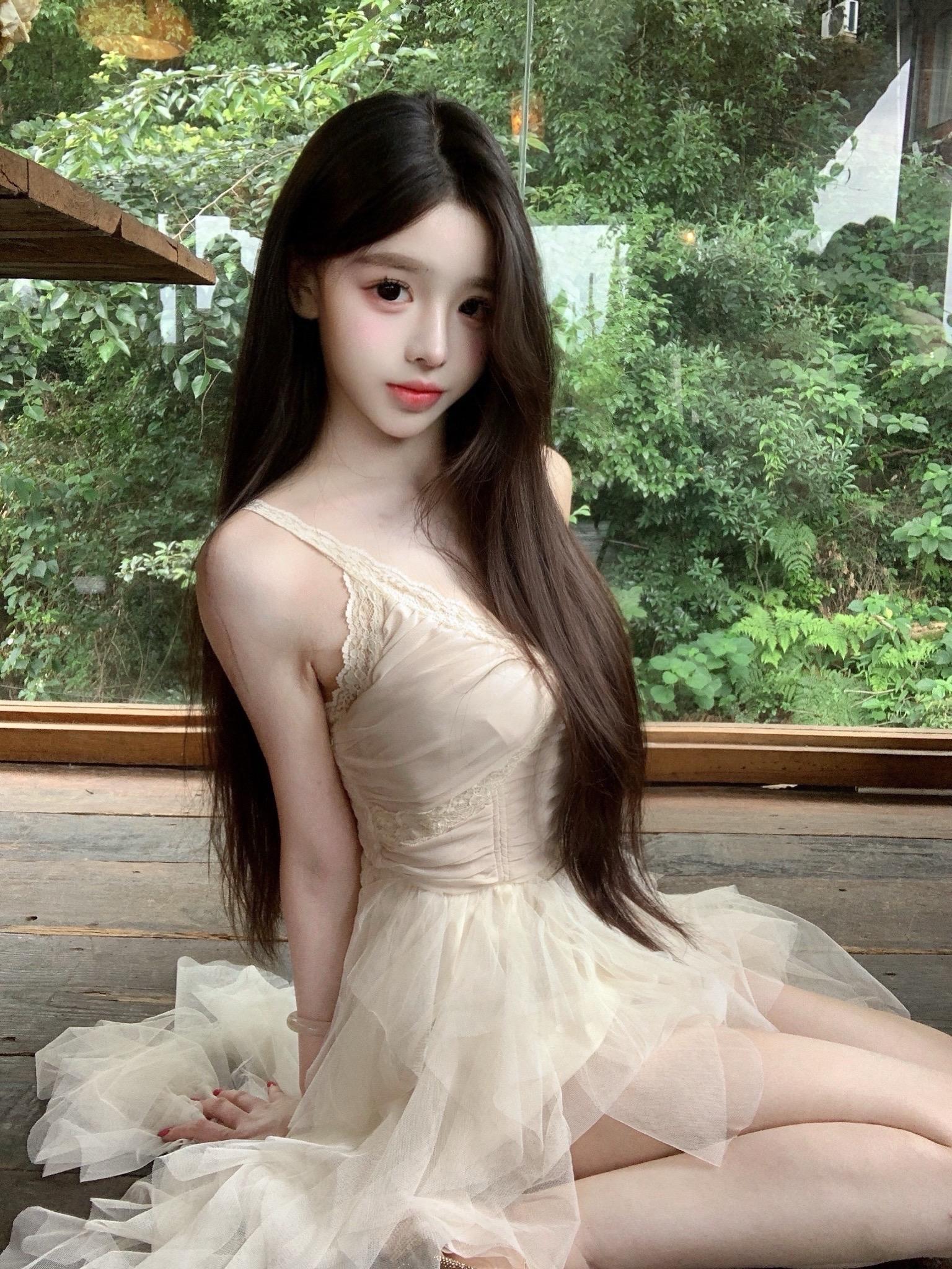 如果你夸别的女孩子可爱那我的情绪 好吃的东西 好看的照片 可爱的小猫都...
