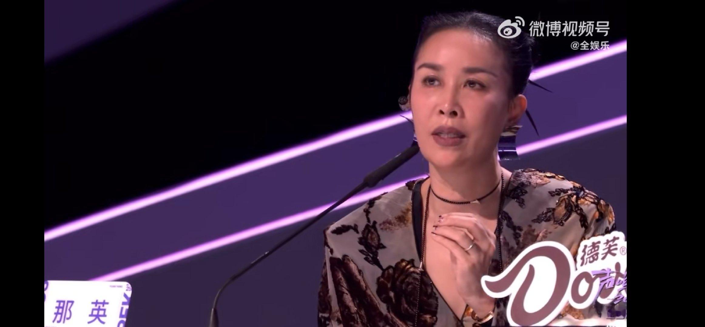 被那英的专业和负责打动，上期查票是为了澄清疑虑，这期改赛制是为了让比赛更合理。她